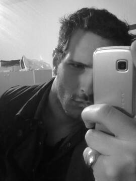 Public Photo of morochiunque