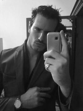 Public Photo of morochiunque